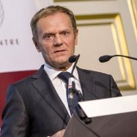 UK's choice is 'hard Brexit' or 'no Brexit', says Tusk