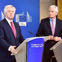 Brexit talks kick off in 'positive and constructive tone'