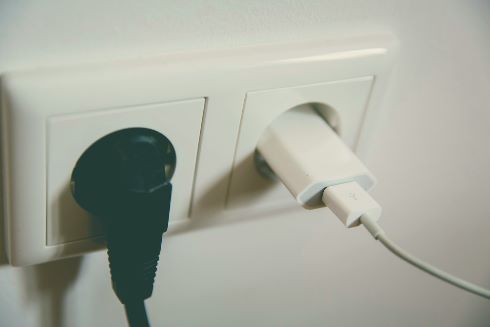 Plugs - Photo by Markus Spiske from Pexels