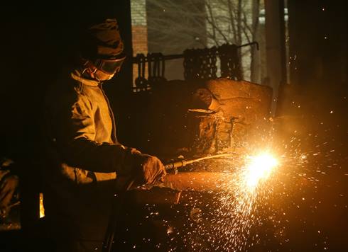 Welding work - Photo by Kateryna Babaieva from Pexels