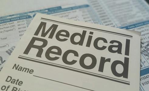 Medical record - Image by vjohns1580 from Pixabay