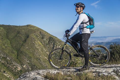 Cyclist on bicycle - Image Pexels