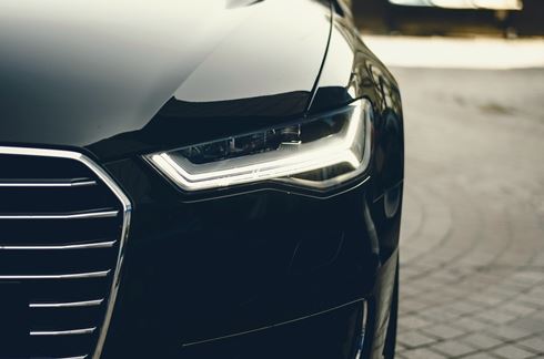 Car bumper - Photo by Sarmad Mughal from Pexels